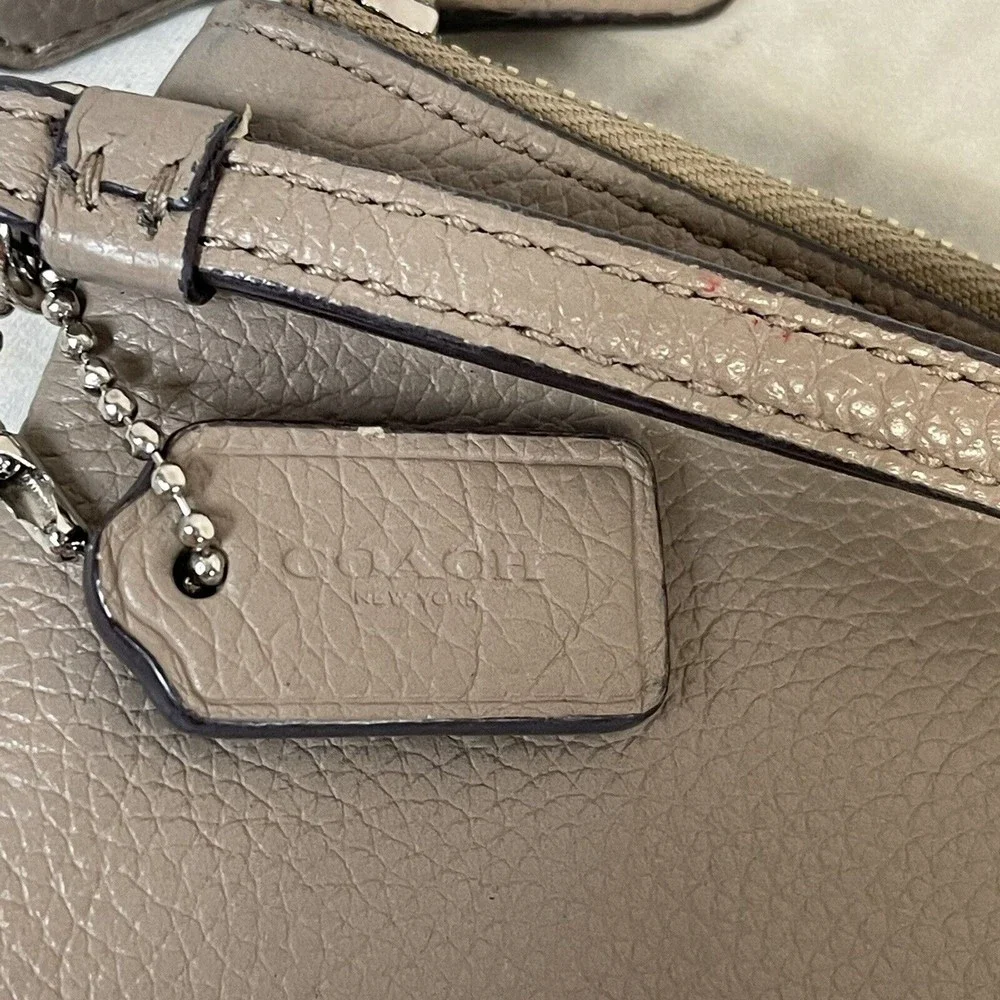 Coach Leather Wristlet Wallet Tan E1777-54052 - Picture 8 of 10